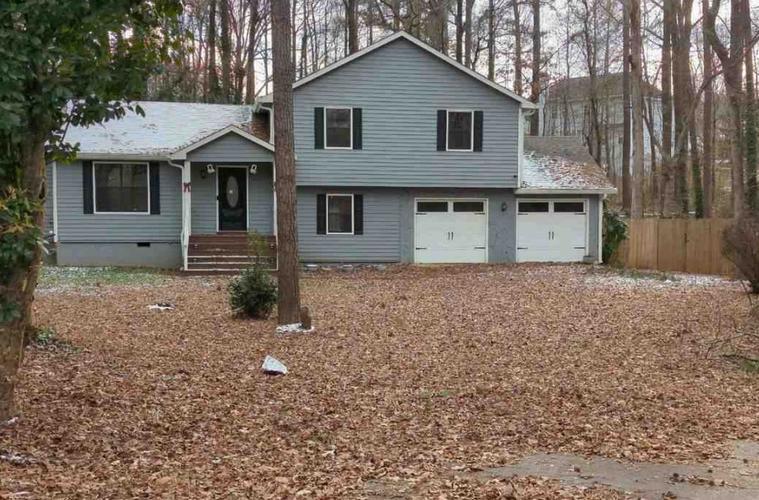 Sugarland Dr, Jonesboro, GA 30236