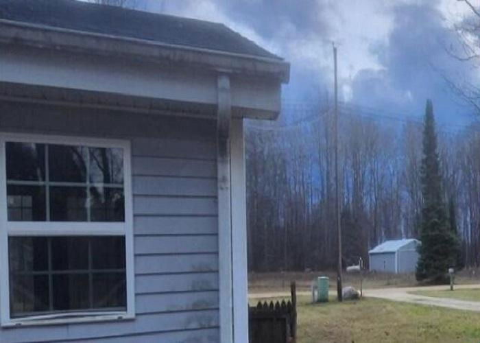 8057 SPRINGWOOD LAKE RD  , Harrison, MI 48625 