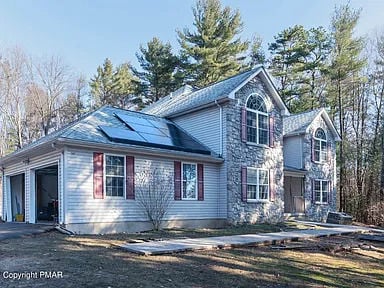 2299 Long Acre Drive  , Effort, PA 18330 