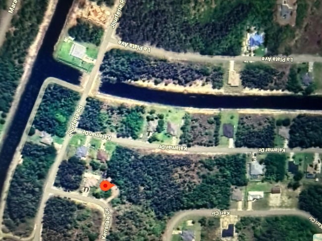 318 Kerrsdale Circle  , Leehigh Acres, FL 33974 