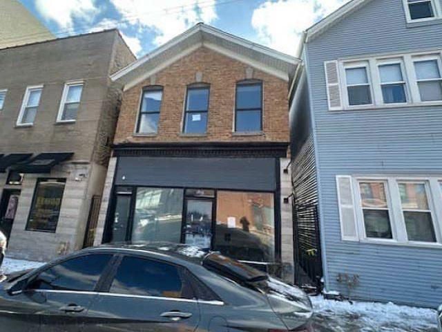 1855 W GRAND AVE  , Chicago, IL 60622 