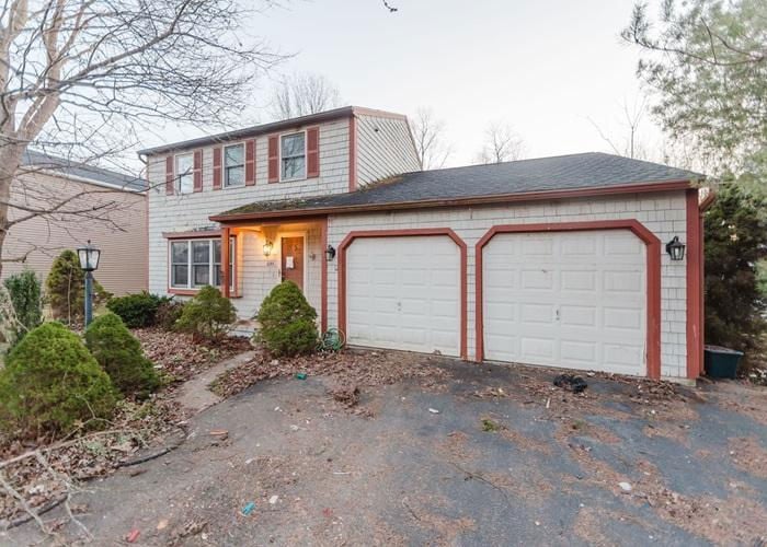 8244 COCONUT TREE DR  , Liverpool, NY 13090 