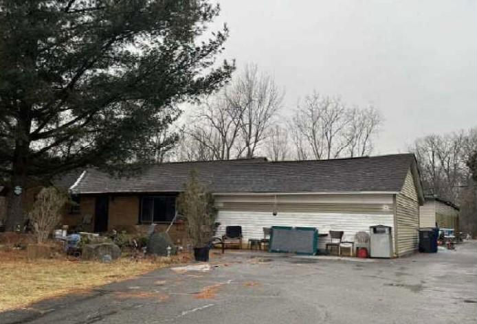 3490 HANNAN S RD  , Canton, MI 48188 