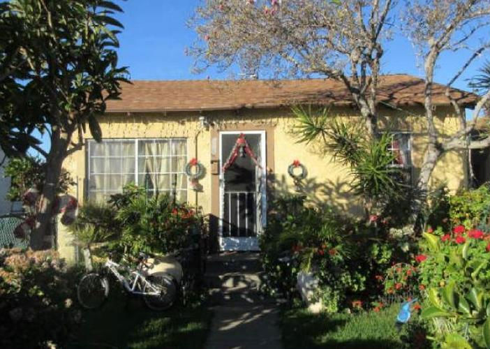 225 N GLENN DR  , Camarillo, CA 93010 