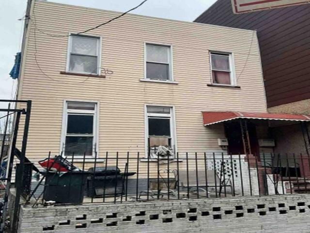 27 -35 FULTON ST  , Brooklyn, NY 11207 
