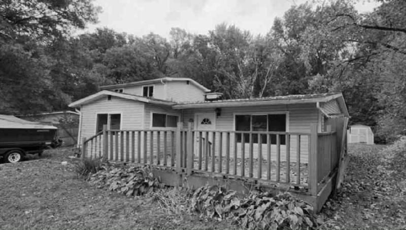 35293 ELM RD  , Grafton, OH 44044 