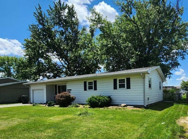 1205 S WILLOW  , Robinson, IL 62454 