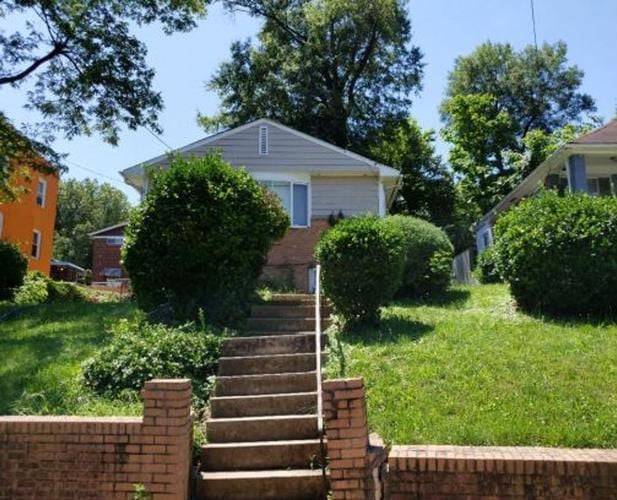 4527 Foote St NE  , Washington, DC 20019 