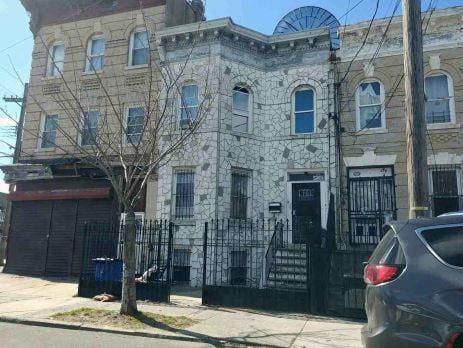 378 MONTAUK AVE  , Brooklyn, NY 11208 