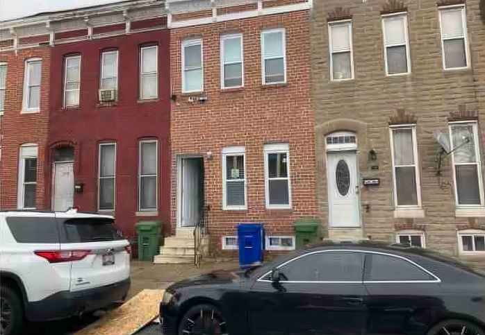 1113 N Carrollton  , Baltimore, MD 21217 