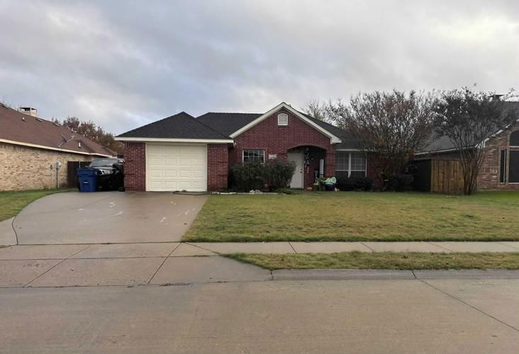 634 BRENNA RD  , Waxahachie, TX 75165 