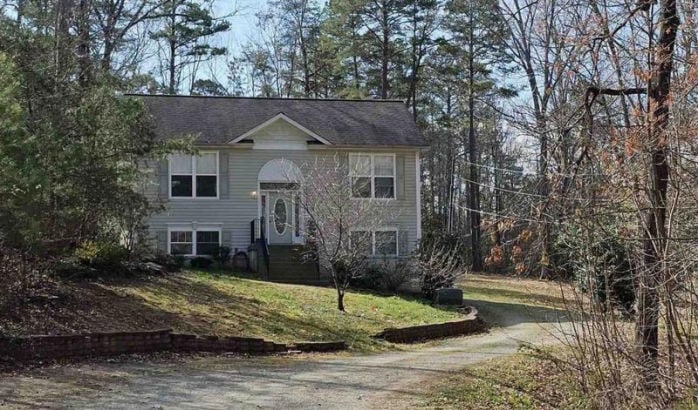 527 REDGROUND DR  , Ruther Glen, VA 22546 