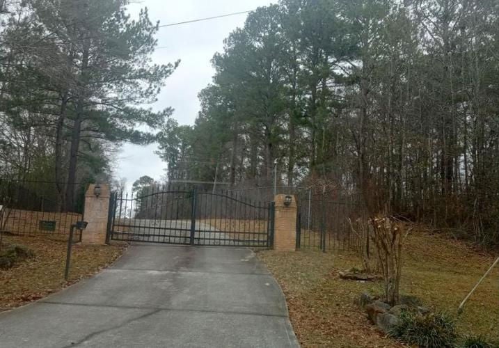 2527 Bonds Lake Rd NW  , Conyers, GA 30012 