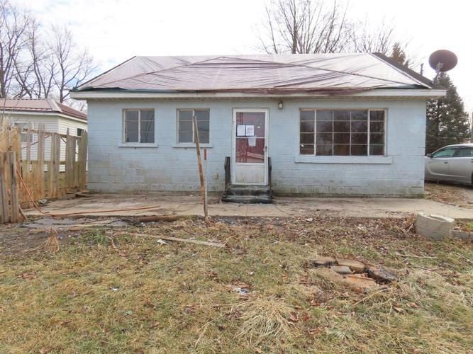 8727 S S HILL DR  , Silver Lake, IN 46982 