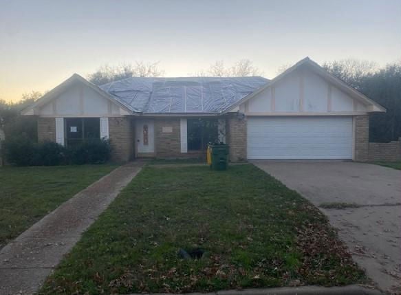 1415 ROBERT E LEE DR  , Marlin, TX 76661 