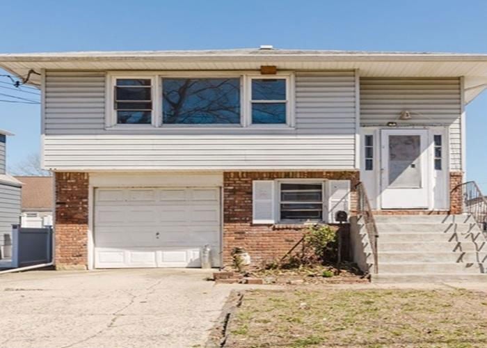 399 HAWTHORNE AVE  , Uniondale, NY 11553 