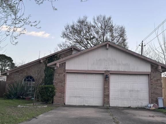 4802 YELLOWSTONE DR  , Pasadena, TX 77505 