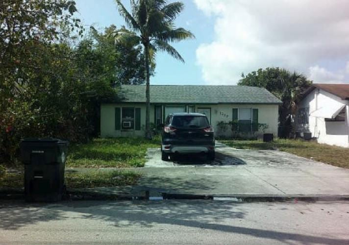 1229 18TH AVE N  , Lake Worth, FL 33460 
