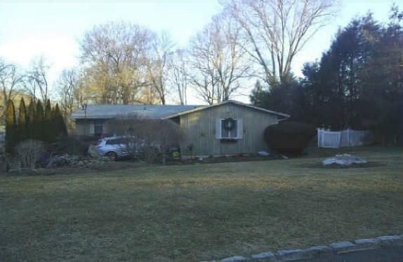 10 MALLORY HILL RD  , Ridgefield, CT 06877 