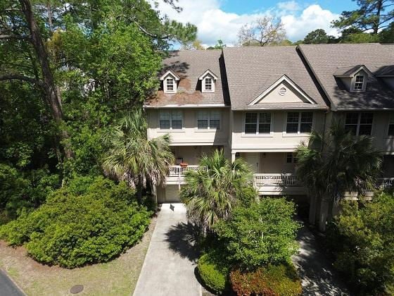 10 QUARTERMASTER LN  , Hilton Head Island, SC 29928 