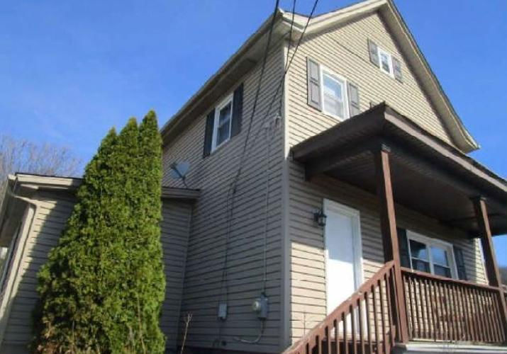 1608 HARRISON AVE  , Jeannette, PA 15644 