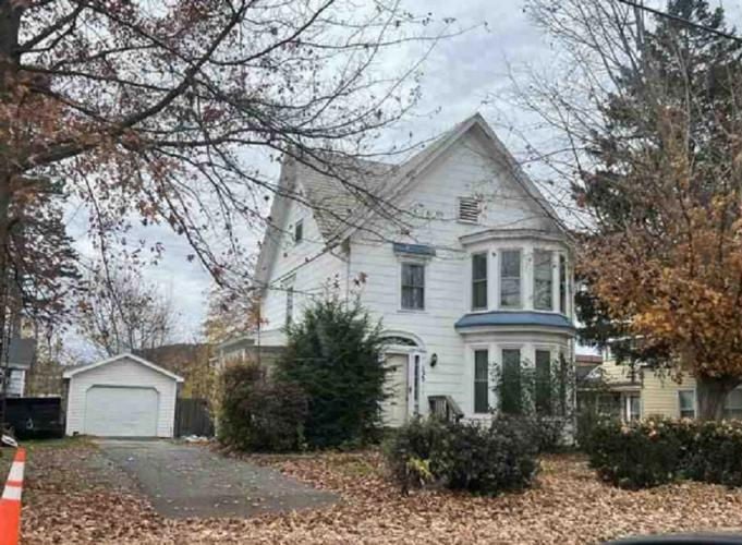 123 CHURCH ST  , Hoosick Falls, NY 12090 