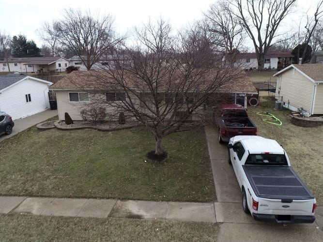 1495 YAQUI DR  , Florissant, MO 63031 