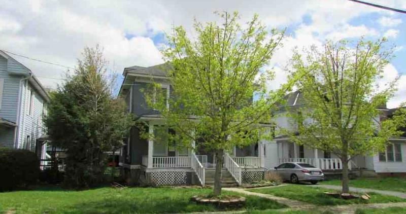 631 COLLEGE AVE  , Bluefield, WV 24701 