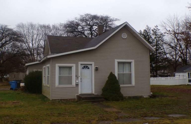212 N LINE ST  , South Whitley, IN 46787 