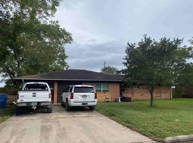 2202 LARRY DR  , Port Lavaca, TX 77979 