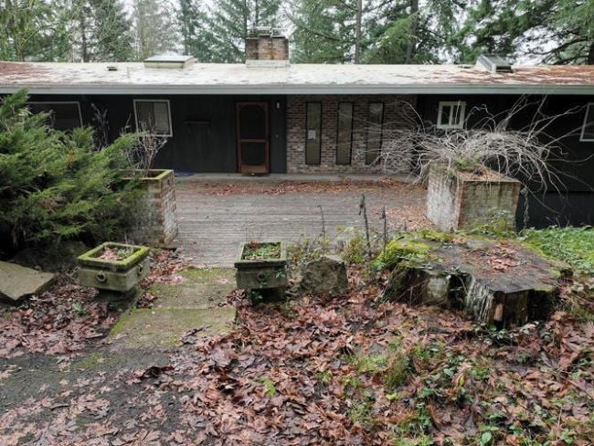 4304 SW HILLSIDE DR  , Portland, OR 97221 