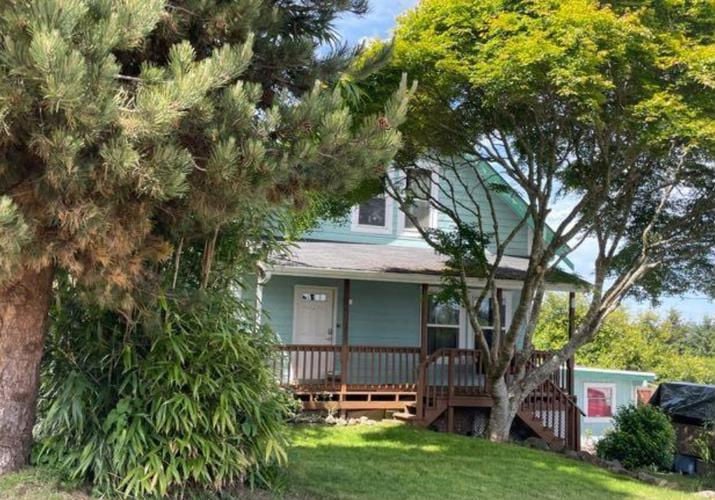 1372 CALIFORNIA AVE  , Coos Bay, OR 97420 