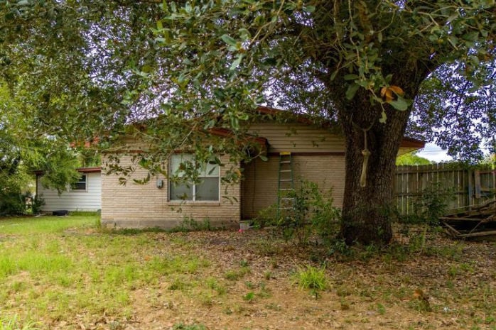 218 GRAHAM RD  , Kenedy, TX 78119 