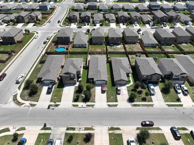 1421 BREANNA LN  , Kyle, TX 78640 