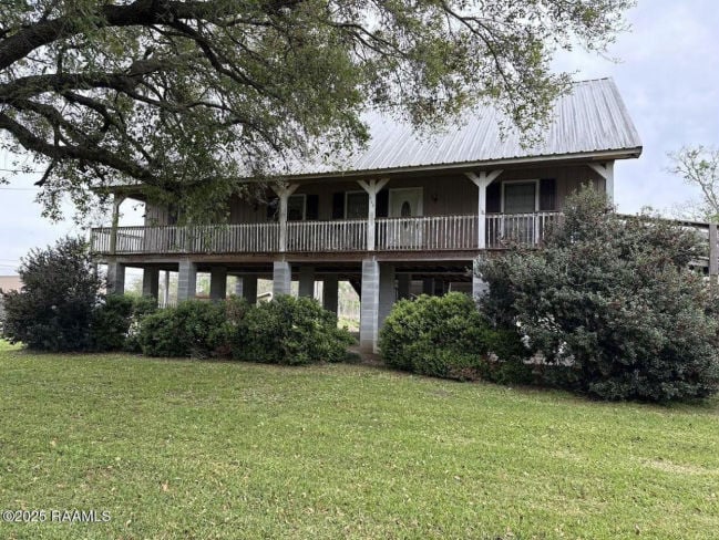 603 Country Drive , Delcambre, LA 70528 