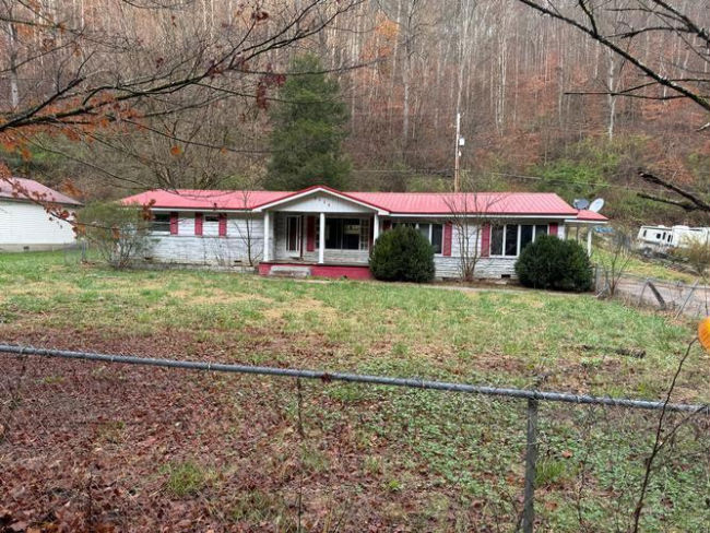4026 STATE HWY 1056  , Ransom, KY 41558 