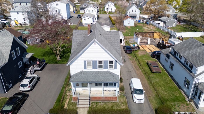 31 BENEFIT ST  , Taunton, MA 02780 