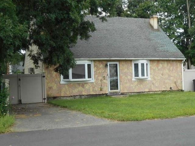 31 BLISS ST  , West Babylon, NY 11704 