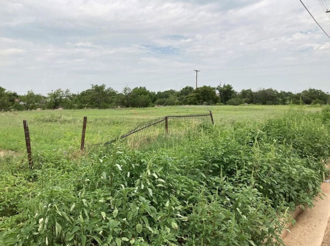 1479 HOLMAN RD  , Burkburnett, TX 76354 