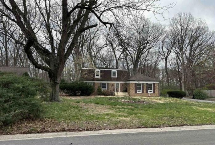 34 LAKESHORE DR  , Danville, IL 61832 