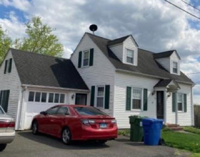 15 PERRY AVE  , Portland, CT 06480 