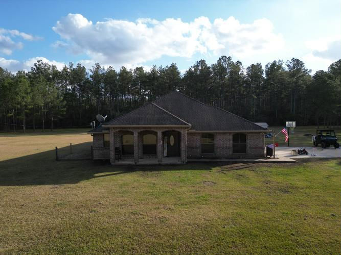 180 PRIVATE RD 8381  , Buna, TX 77612 