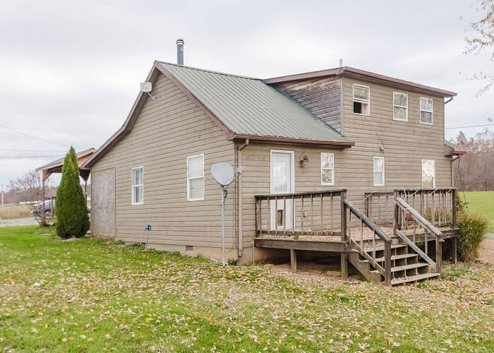 4384 AUTO ROAD  , Renick, WV 24966 