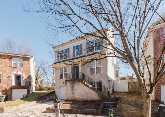 3316 OXON RUN RD SE  , Washing, DC 20032 