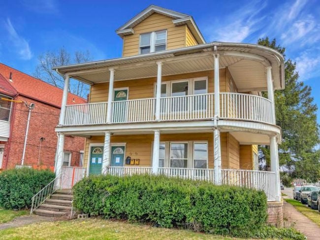 22 -24 HELEN ST  , Hamden, CT 06514 