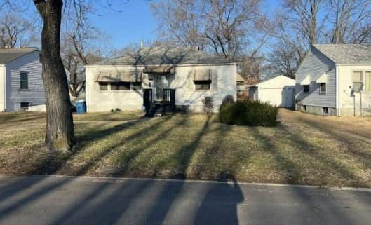 8215 FAY DR  , Saint Louis, MO 63134 