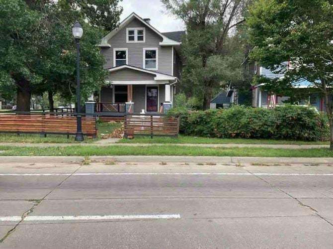 1239 SW WASHBURN AVE  , Topeka, KS 66604 