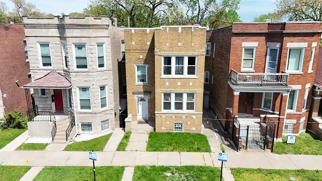 6637 S Rhodes Ave  , Chicago, IL 60637 
