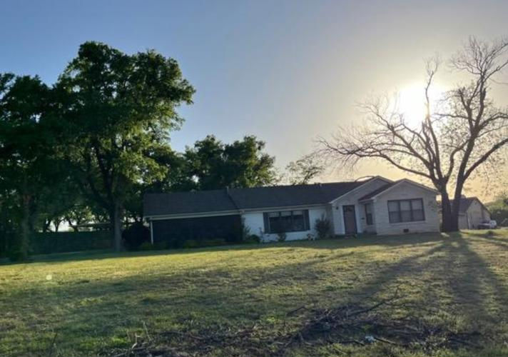 1112 CYPRESS ST  , Graham, TX 76450 