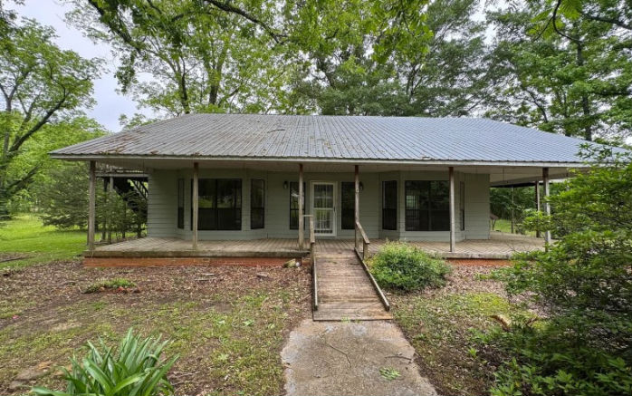 2169  HIGHWAY 429  N  , Carthage, MS 39051 